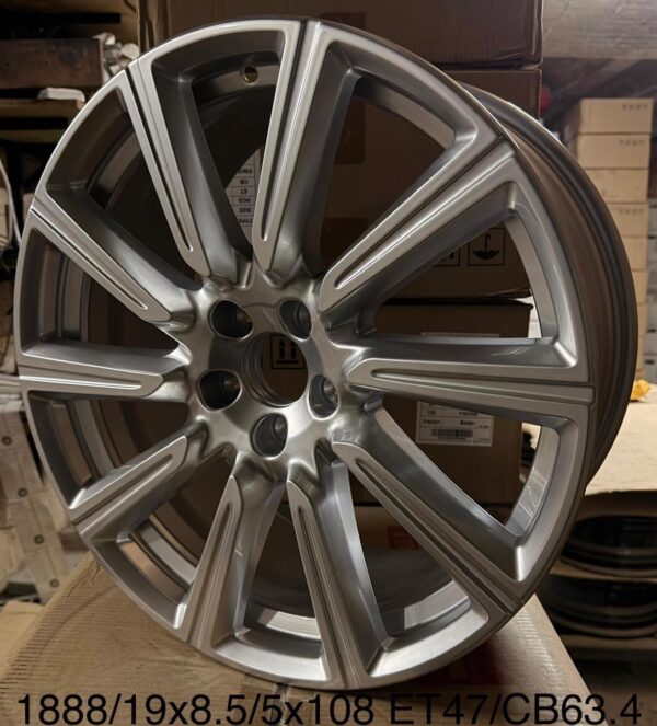 19x8.5/5x108